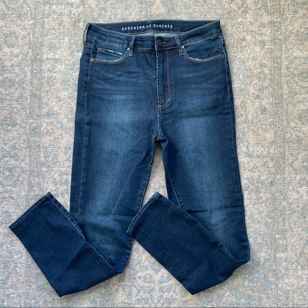 ✨HOST PICK✨ NWOT Articles of Society high rise jeans